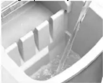 Igloo ICMSS - USO DE LA MÁQUINA AUTOMÁTICA PARA PREPARAR HIELO - 1