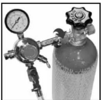 Igloo IBK49BK - CONEXION DEL REGULADOR AL TANQUE DE CO2 - 3