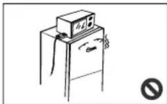 MIDEA MDRB521MGB02 - Avvertenze relative agli impianti elettrici - 3