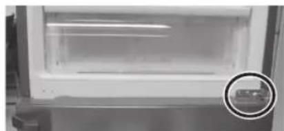 SAMSUNG RB30J3220SS - Entfernen der Tür des Kühlabteils - 9