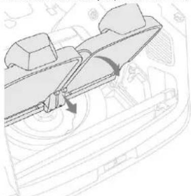 PEUGEOT E-5008 (2024) - Repositionnement des dossiers de troisième rangée - 1