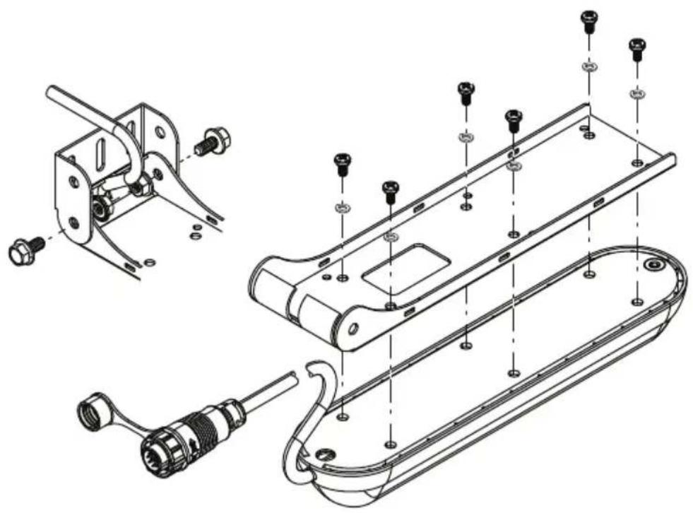 SIMRAD SideScan & 3-In-1 - Assemblage de l'étrier de montage sur tableau arrière - 1