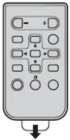 PIONEER DEH-S121UBG - Preparazione del telecomando - 1