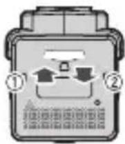 PIONEER VREC-DH200 - Ejection de la carte microSD - 1