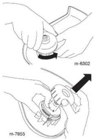 TORO 51248 - Removing the Spool - 1