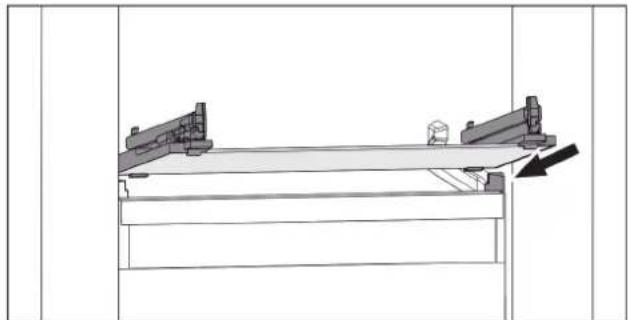 LIEBHERR ICBNc 5623 Plus - Insérer la tablette en verre - 1