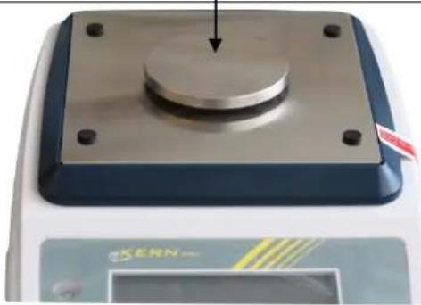 Kern EWJ 300-3H - Install weighing plate as follows: - 3