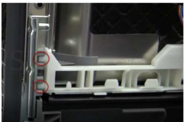 SIEMENS SK25IB00TE - Remove the lower door seal - 2