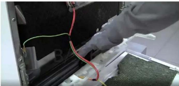 SIEMENS SK25IB00TE - Vyjmuti spodniho tseseni dvifek - 7