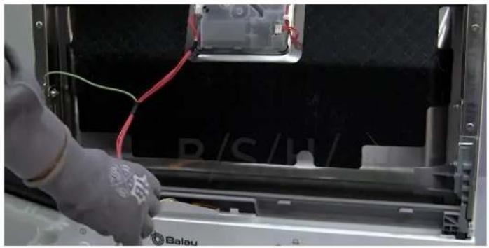 SIEMENS SK25IB00TE - Demontarea usii exterioroare - 4