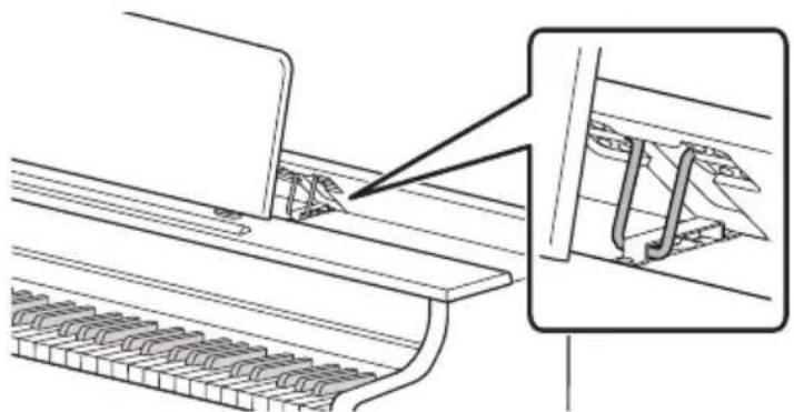 CASIO AP-S200 - Vérifiez que les éléments métalliques qui soutiennent le panneau supérieur sont bien en place à l'intérieur de ce dernier. - 1