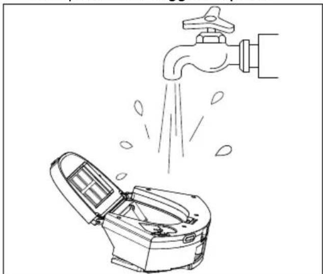 MEDION X41 SW+ - Pulizia del contenitore della polvere/serbatoio dell'acqua - 3