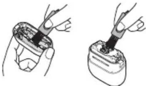 PANASONIC ES-ACM3B - Limpeza com o pincel - 1
