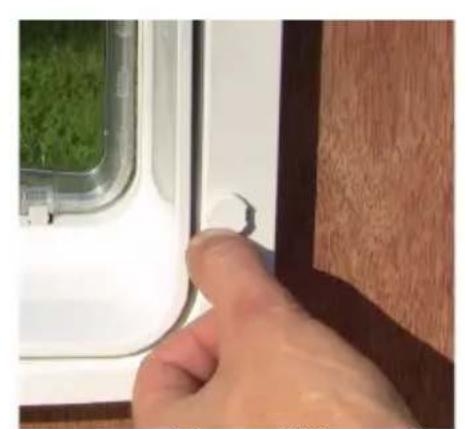 Sure Petcare SureFlap Microchip XL - Installation - 7