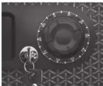 SentrySafe FP082C - Cómo cerrar su caja fuerte con la llave de acceso manual (en modelos seleccionados) - 1