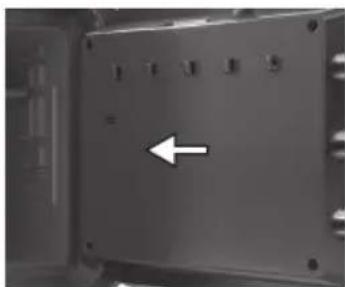 SentrySafe FPW082FS - Changing your batteries - 1