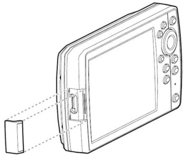 HUMMINBIRD HELIX 10 MSI+ GPS G4N - Insertiond'unecartemicroSD - 2