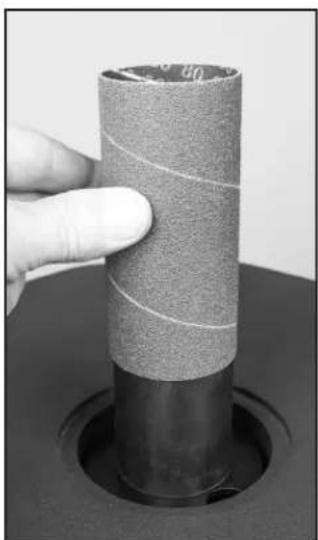 RIKON 50-320 - FIXATION DE LA PONCEUSE À UN ÉTABLI - 1