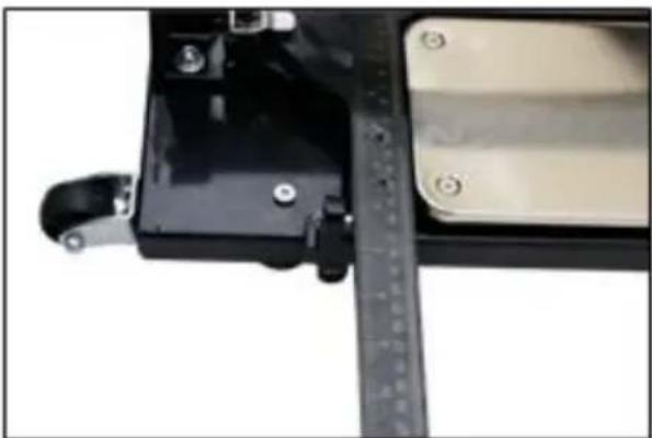 MSW TCM800 - Cutting a tile at right angle - 3