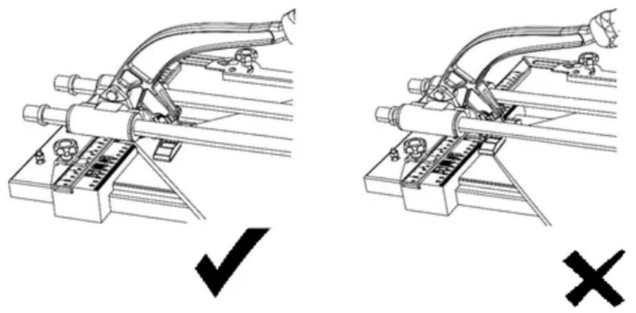 MSW TCM800 - Cutting a tile at right angle - 2