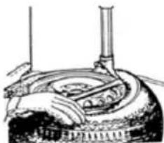 MSW TC-750 - Festhalten der Felge von innen - 4