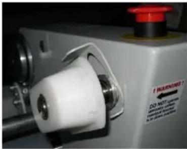 SEAL 65 EL - Loading the unwind shaft into a machine - 1