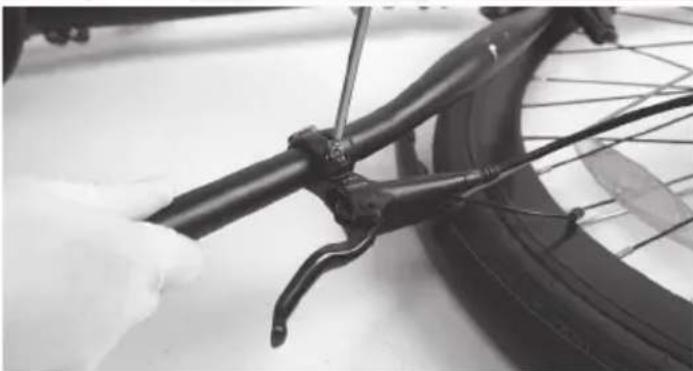 SHARP BK-RS08EB - Krok 4: Odstraňte rukojeť - 4