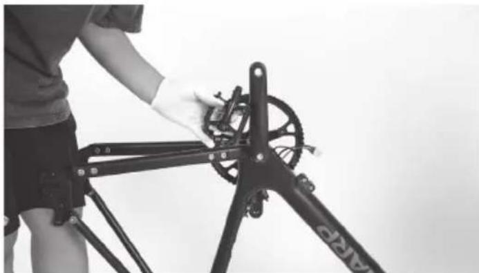 SHARP BK-RS08ES - Passo 14: Remova os pedais - 1