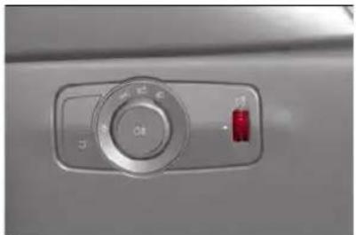 ALFA ROMEO Tonale (2025) - RÉGLAGE DE L'INTENSITÉ LUMINEUSE DU COMBINÉ DE BORD ET DES GRAPHISMES DES BOUTONS DE COMMANDE - 1