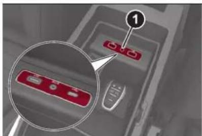 ALFA ROMEO Giulia (2025) - Prise USB (recharge batterie) - 2