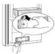 SIGNATURE SKSFD3623SD - Replacing the Water Filter - 2