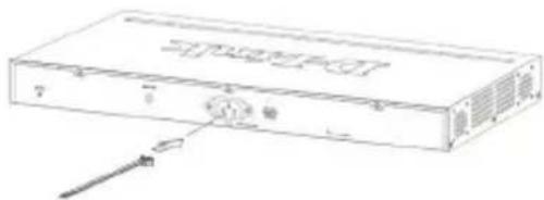 D-LINK DGS-1510-28XMP - 電源抜け防止クリップの設置 - 1