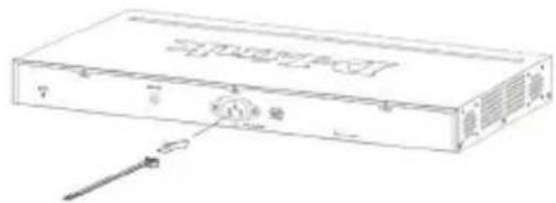 D-LINK DGS-1510-28XMP - Installing Power Cord Clip - 1