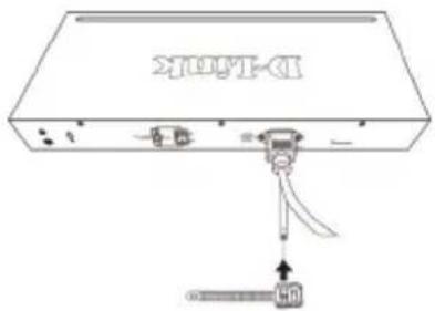 D-LINK DXS-1210-12SC - Anbringen der Stromkabelhalterung - 3