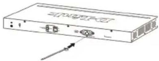 D-LINK DXS-1210-12SC - Anbringen der Stromkabelhalterung - 1