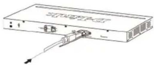 D-LINK DXS-1210-12SC - Instalación del retenedor del cable de alimentación - 2