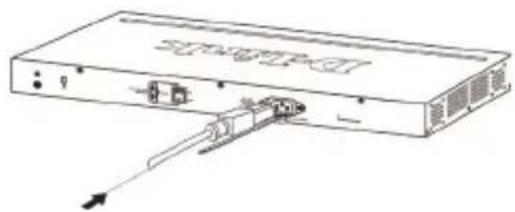 D-LINK DGS-1100-26MP - Anbringen der Stromkabelhalterung - 2