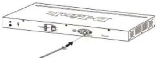D-LINK DGS-1210-52 - Memasang klip pada kabel daya - 1