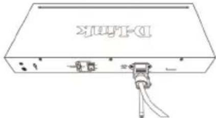 D-LINK DGS-1210-52 - Установка стяжки для закрепления кабеля питания - 5