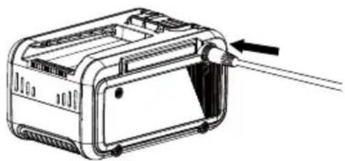 KENMORE CU7001 - CHARGING THE BATTERY PACK - 3