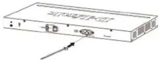 D-LINK DGS-1100-10MP - Instalación del retenedor del cable de alimentación - 1