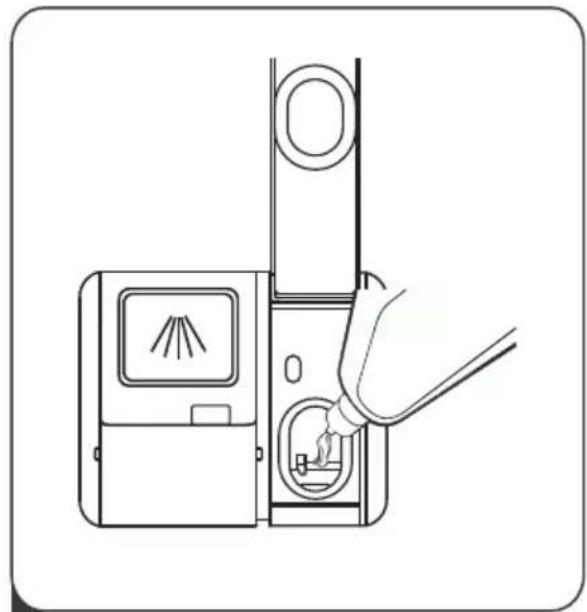 TEKA DFI 76960 - - Remplir le réservoir à liquide de rinçage - 2