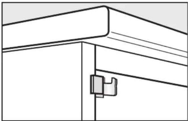 MIELE EBA 2748 - Encastrer le four à micro-on-des dans la niche du meuble - 4