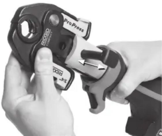 RIDGID RP 251 - Extracción y colocación de accesorios - 1