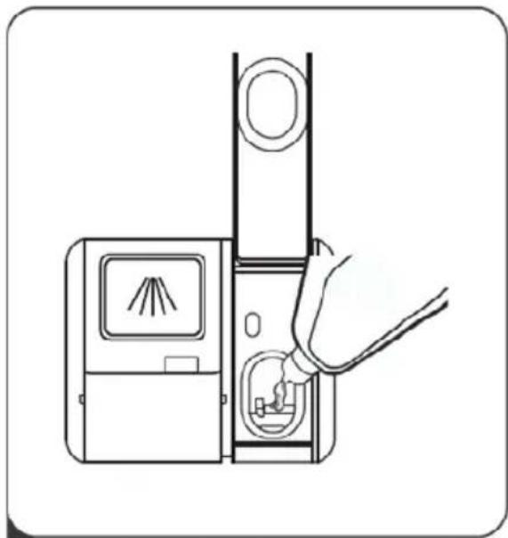 BRANDT BDF534DX - • Remplissage du bac à produit de rinçage - 2