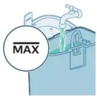 PHILIPS HomeRun 9000 XU9100 - Pulizia del serbatoio dell'acqua nella stazione - 6