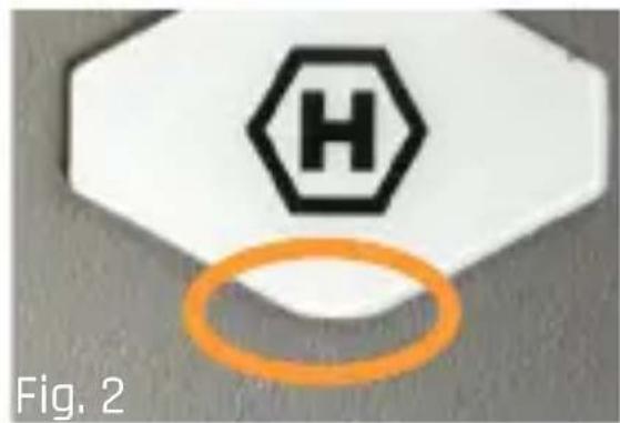 Hammer Construction 2 5G - Opening the SIM card slot - 2