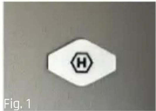 Hammer Construction 2 5G - Opening the SIM card slot - 1