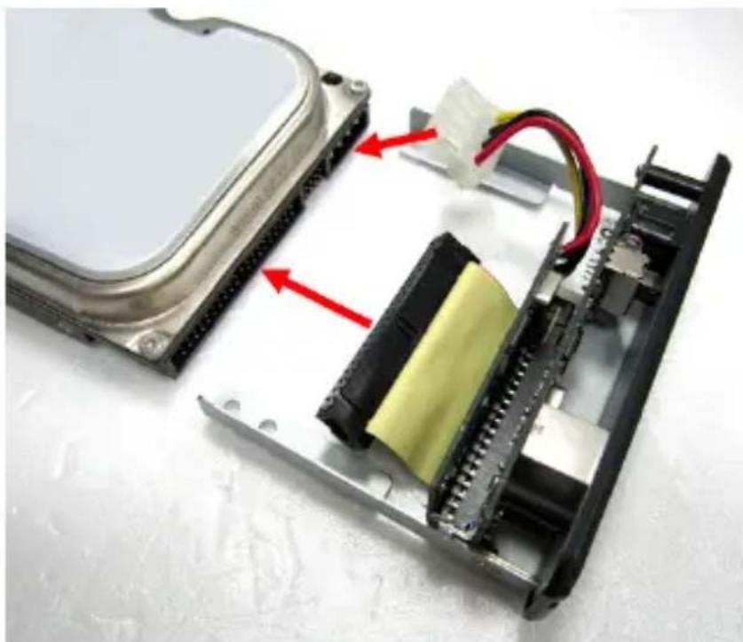 StarTech.com UNI3510BMU32 - Disque dur SATA - 12