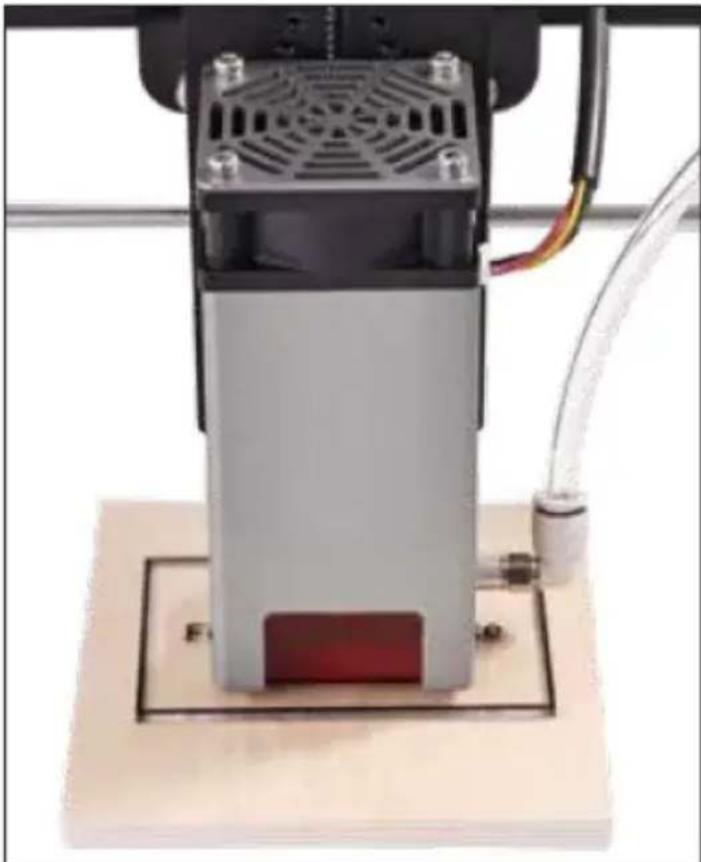 STEINBERG SBS-LEM-40ML - Schritt 6: Einstellen des Laserfokus - 1
